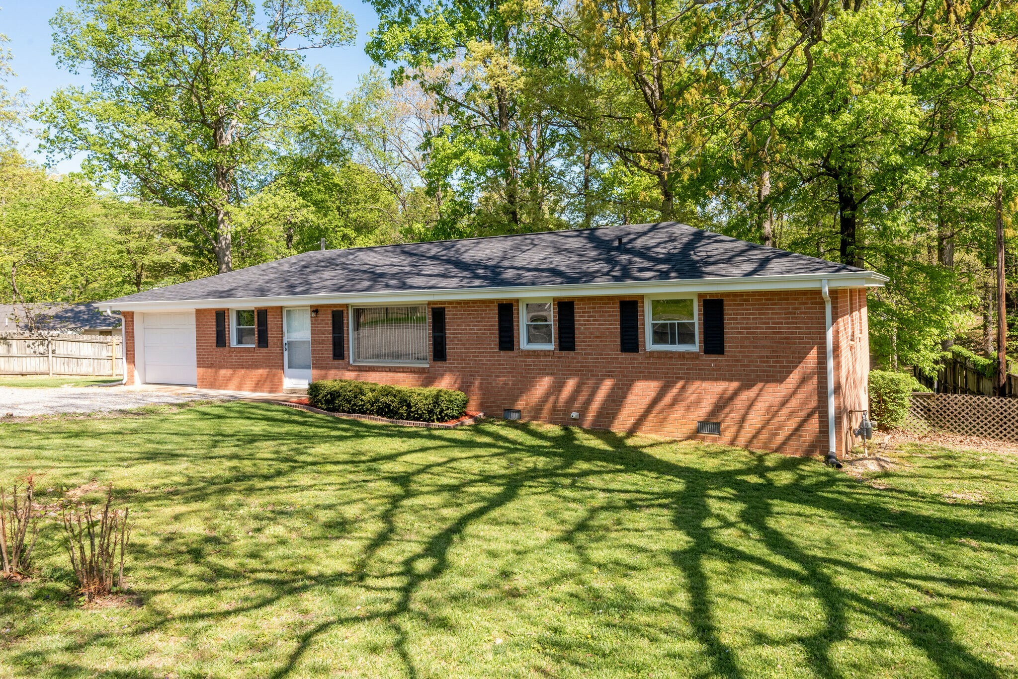 Property Photo:  609 Luther Rd  TN 37055 