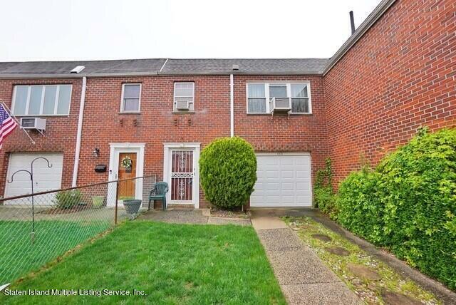 112 Comstock Avenue  Staten Island NY 10314 photo