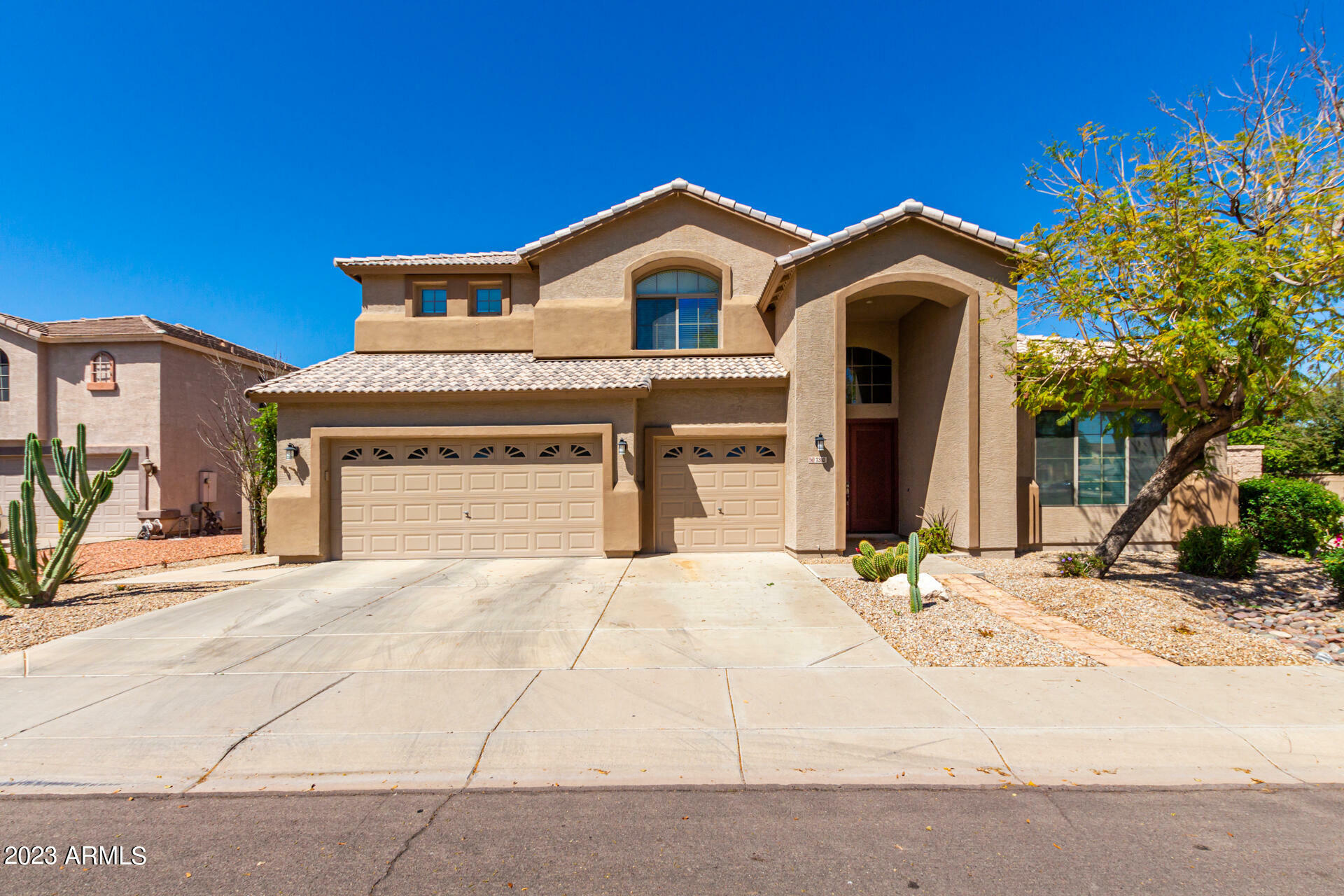 Property Photo: 7310 S 26th Lane AZ 85041