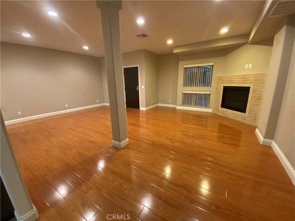 Property Photo:  5737 Camellia Avenue 115  CA 91601 