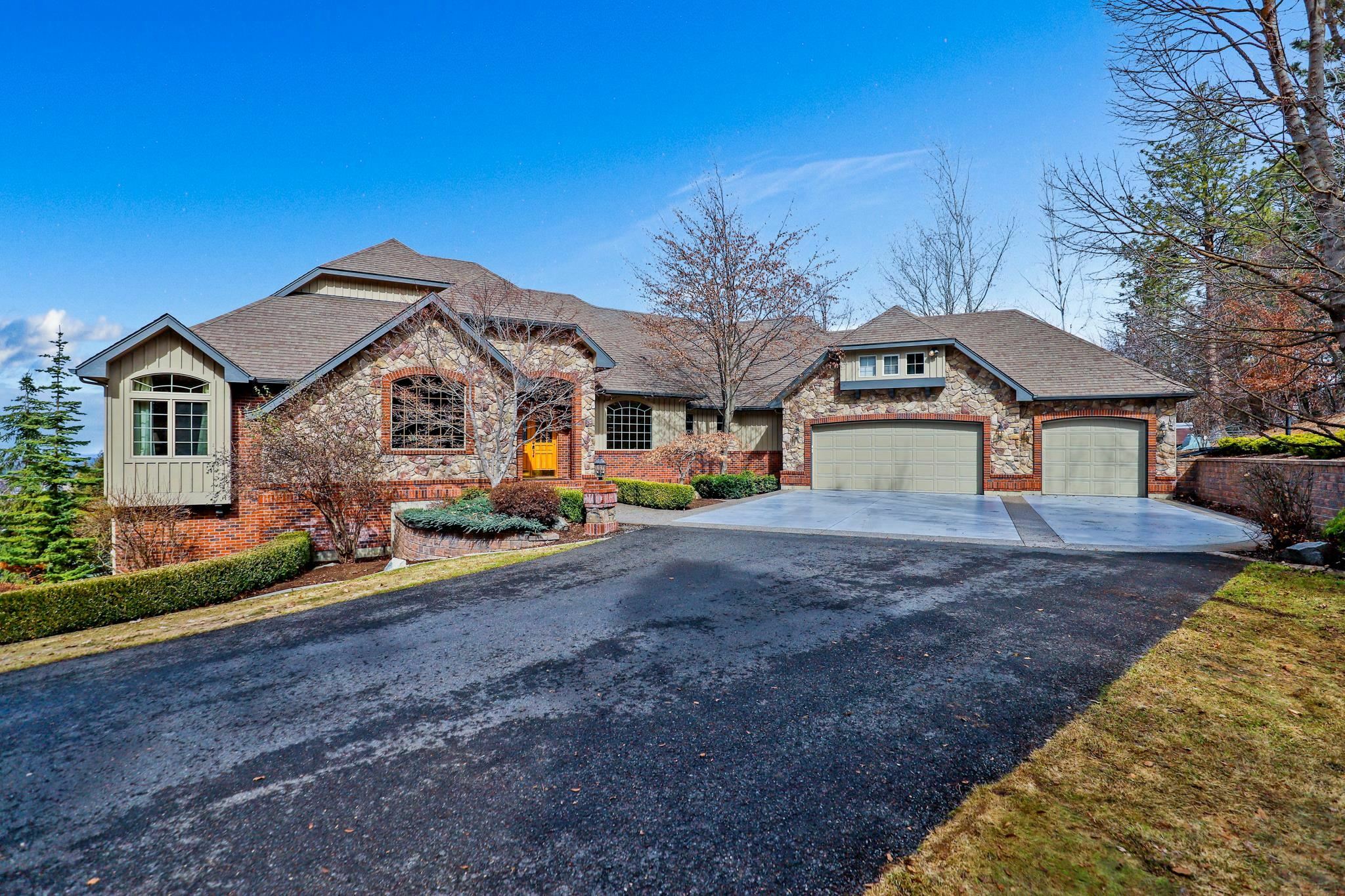 Property Photo: 5721 S Glendora Dr WA 99223