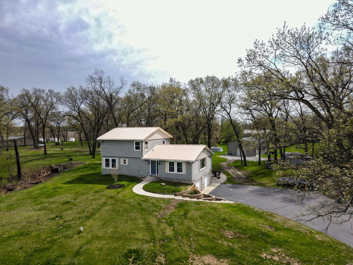 5073 E 900  Fair Oaks IN  photo