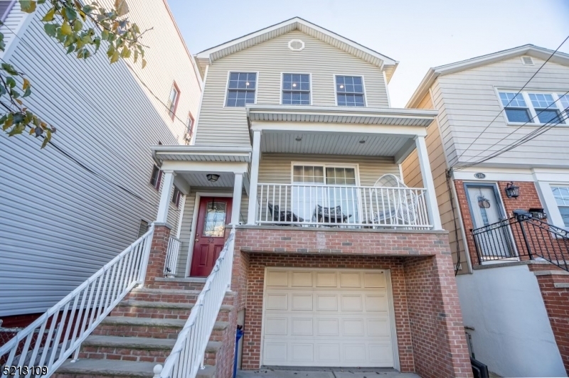 Property Photo: 52 Cottage St 2 NJ 07002