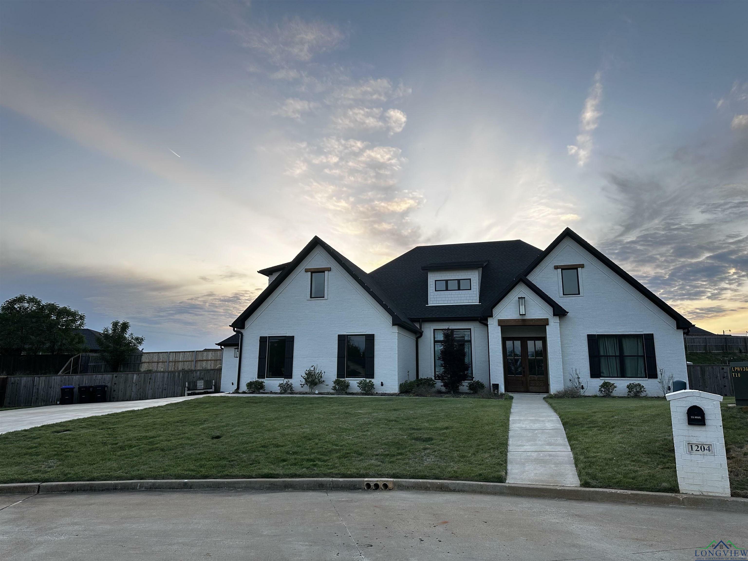 Property Photo:  1204 Masters Way  TX 75605 