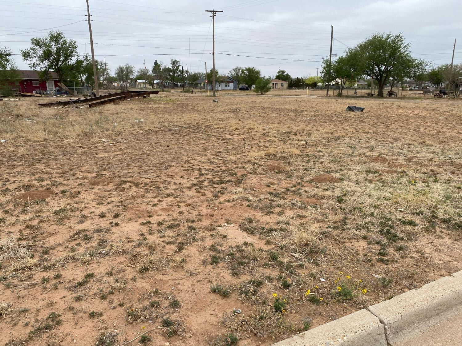 Property Photo: 3504 E 14th Street TX 79403