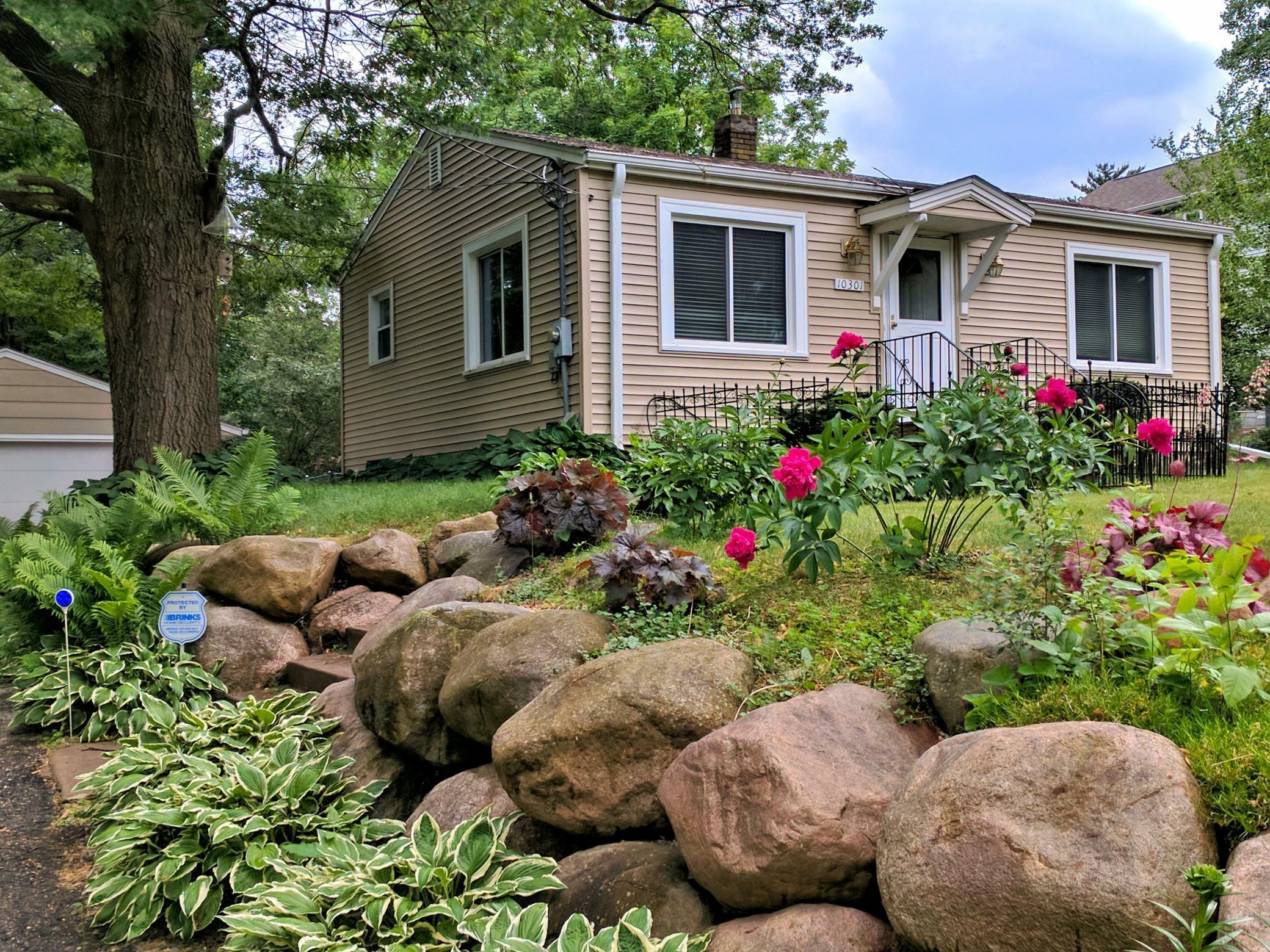 Property Photo: 10301 W 34th Circle MN 55305