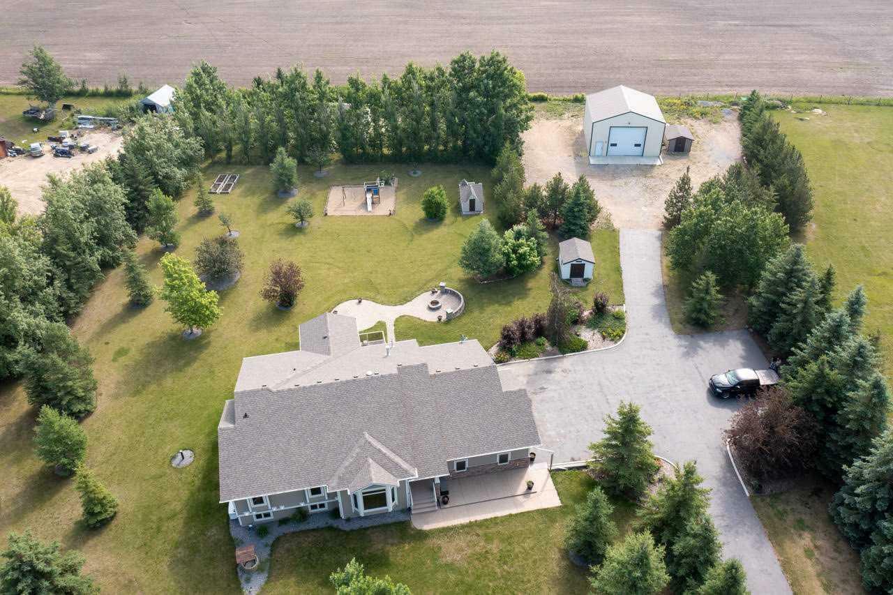 Property Photo: 39125 Range Road 10 AB T4S 2E3