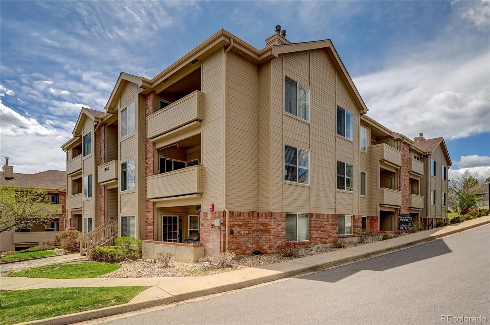 Property Photo:  1860 W Centennial Drive 106  CO 80027 