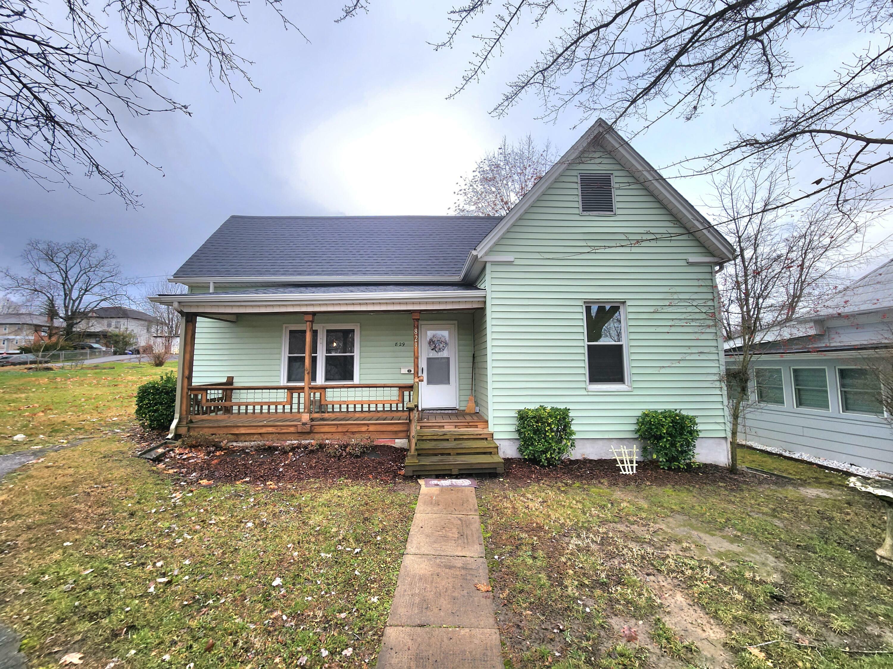 829 Hamilton Street  Johnson City TN 37604 photo