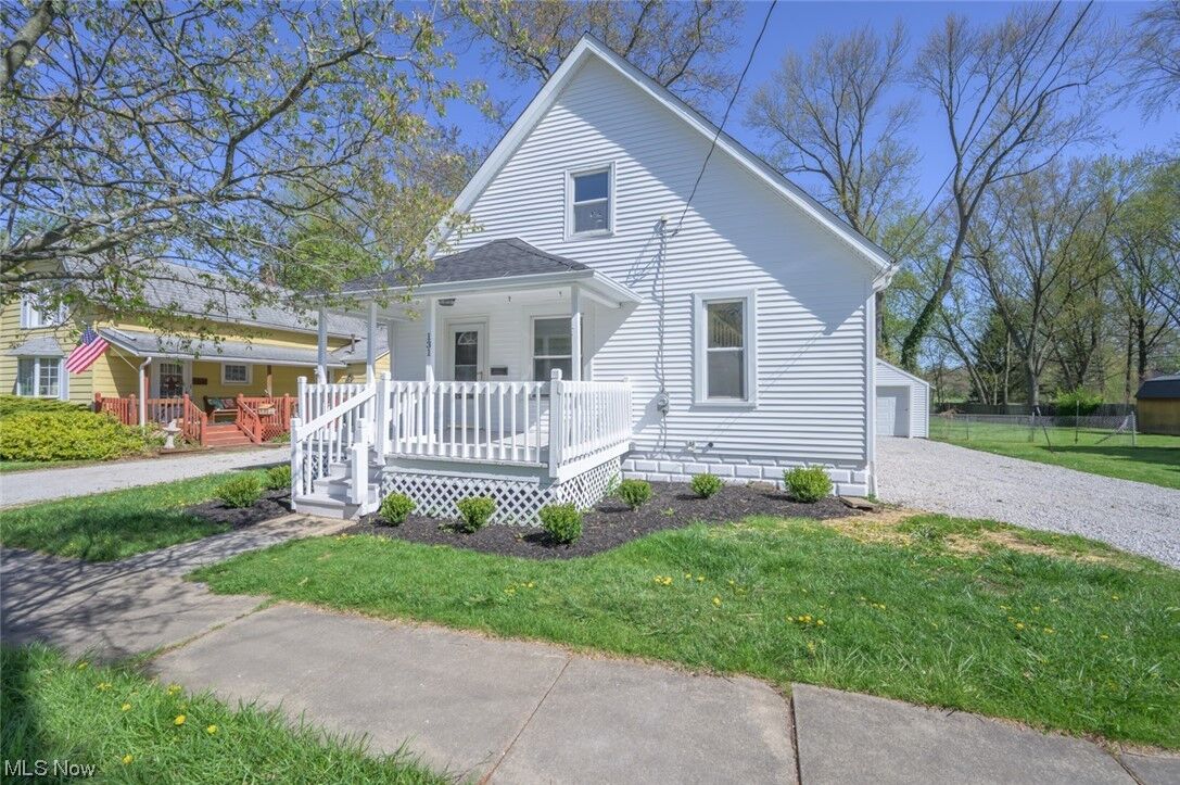 Property Photo:  131 E Central Avenue  OH 44266 