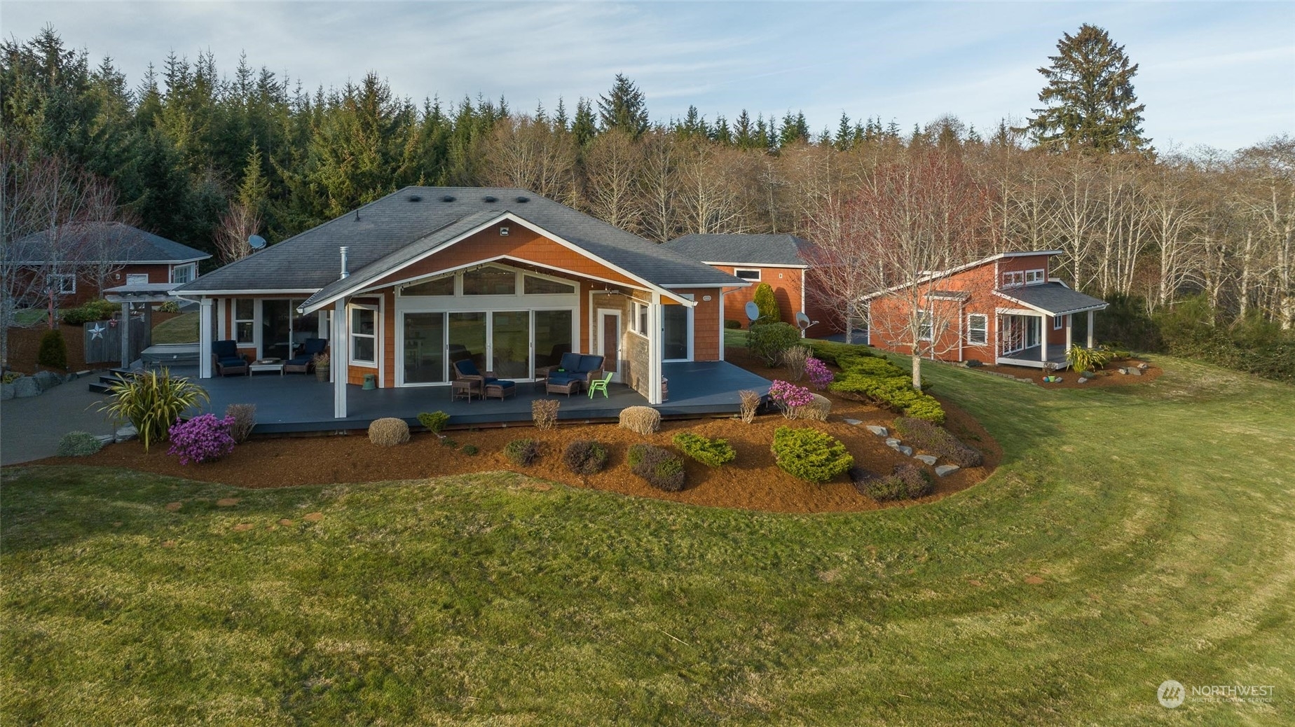 Property Photo:  7 Gray Gables Lane  WA 98550 