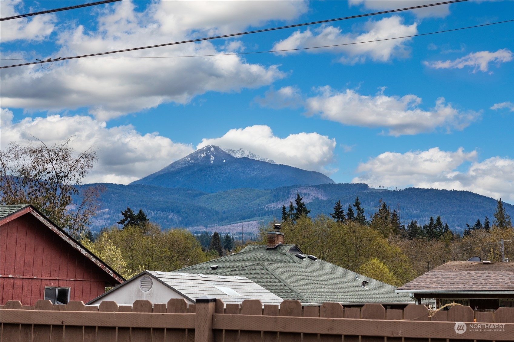 Property Photo:  732 W 5th Street  WA 98363 