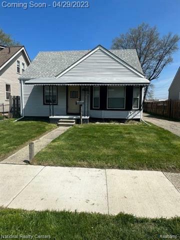 Property Photo:  23044 Crossley Avenue  MI 48030 