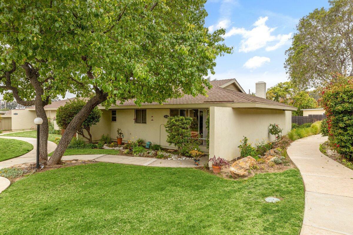 2220 Camilar Drive  Camarillo CA 93010 photo