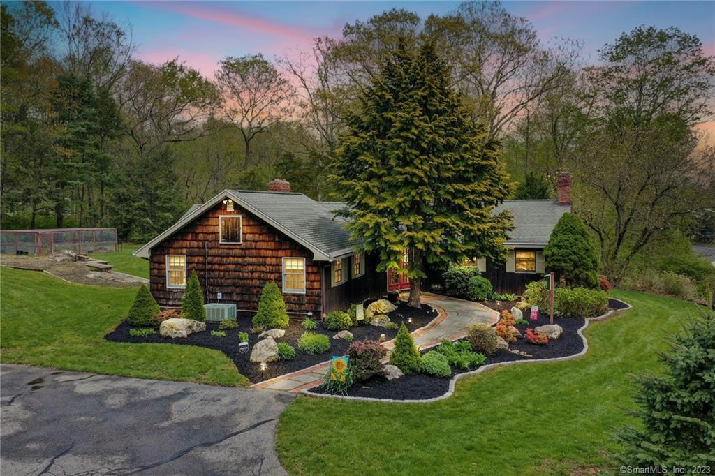 Property Photo: 39 Barn Hill Road CT 06468