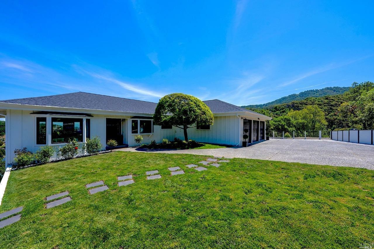 Property Photo: 21 Pensacola Court CA 94949