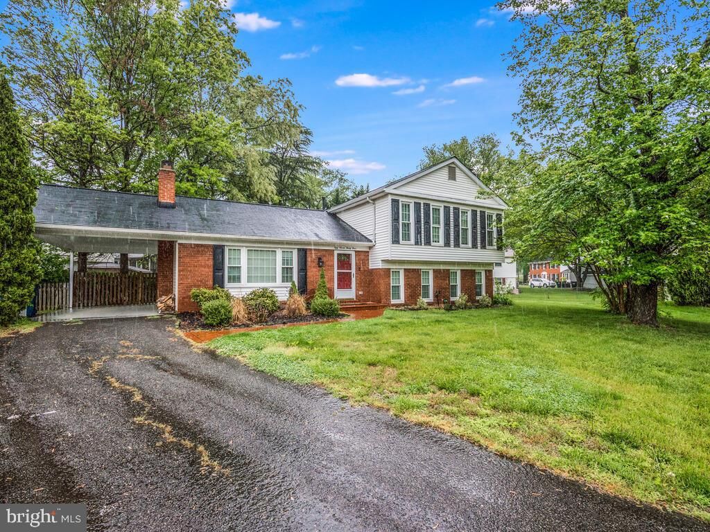 Property Photo:  5734 Buckhaven Court  VA 22315 