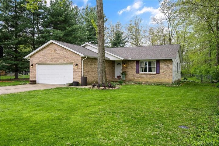 815 Oneida Trail  New Jasper Twp OH 45335 photo