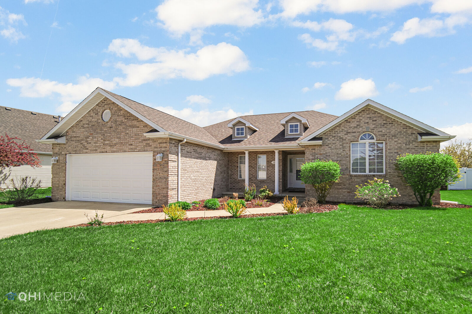 Property Photo: 998 Brian Drive IL 60950