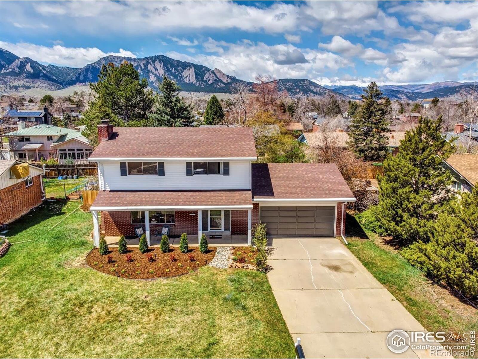 Property Photo:  227 Iroquois Drive  CO 80303 