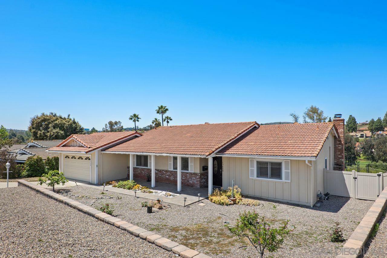 Property Photo:  17448 Bernardo Oaks Dr  CA 92128 