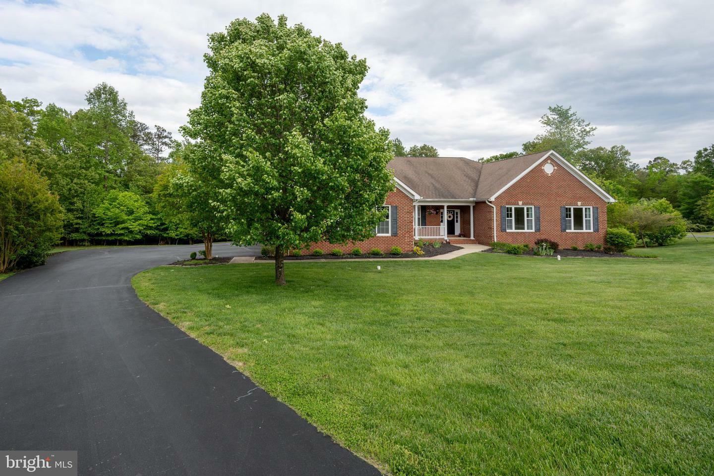 Property Photo:  43287 Waverly Court  MD 20636 