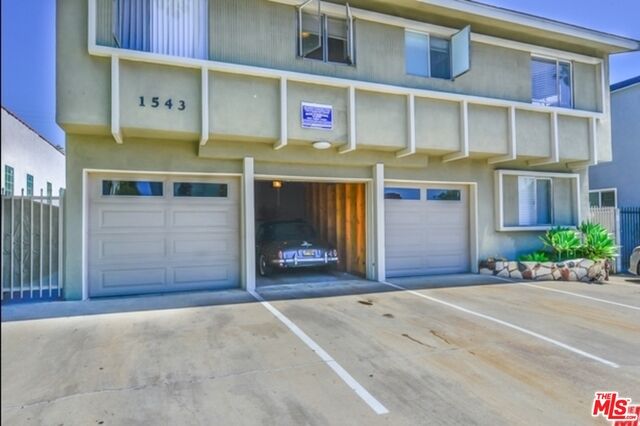 Property Photo:  1543  Euclid St A  CA 90404 