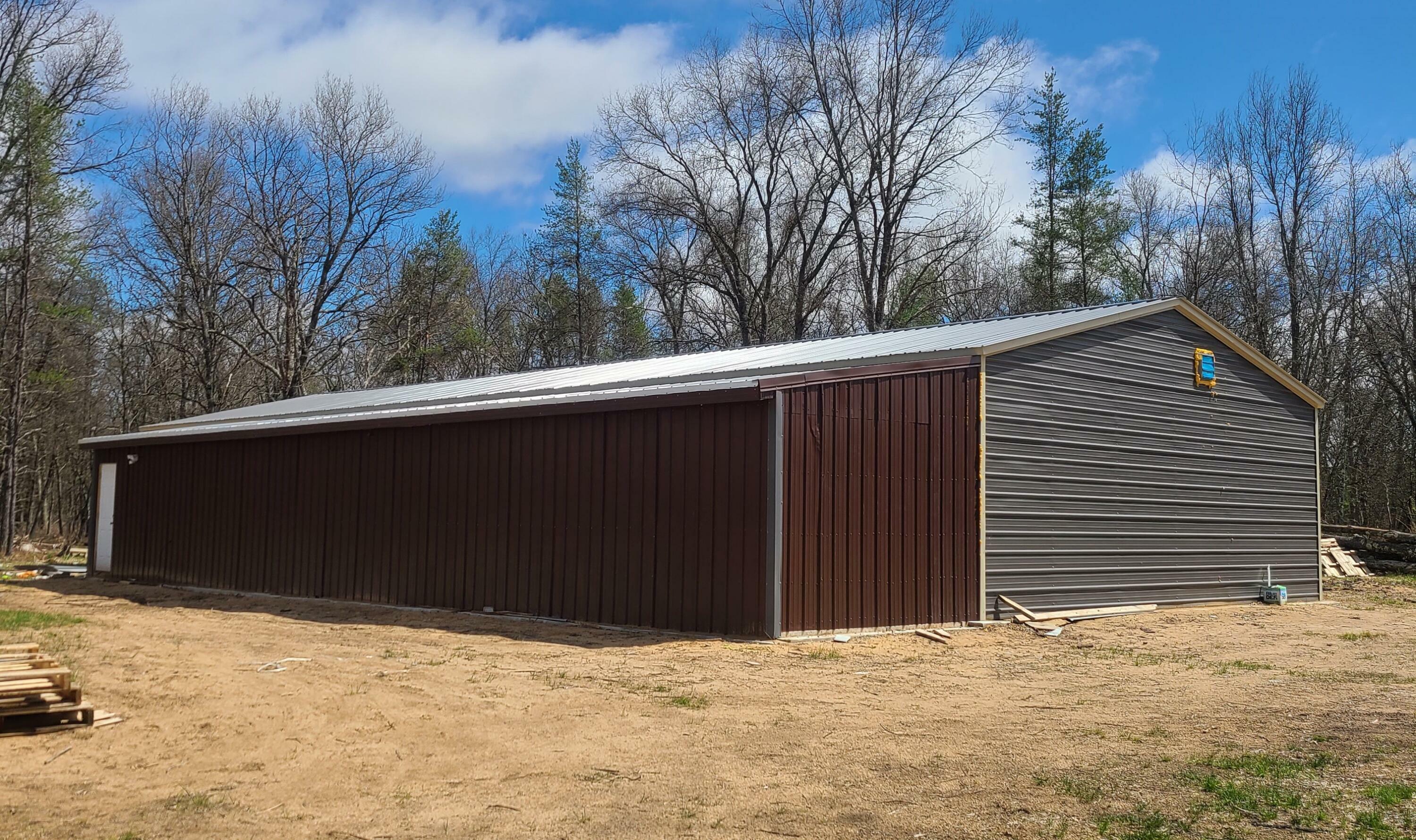 Property Photo: 3624 S James Rd Road MI 49304