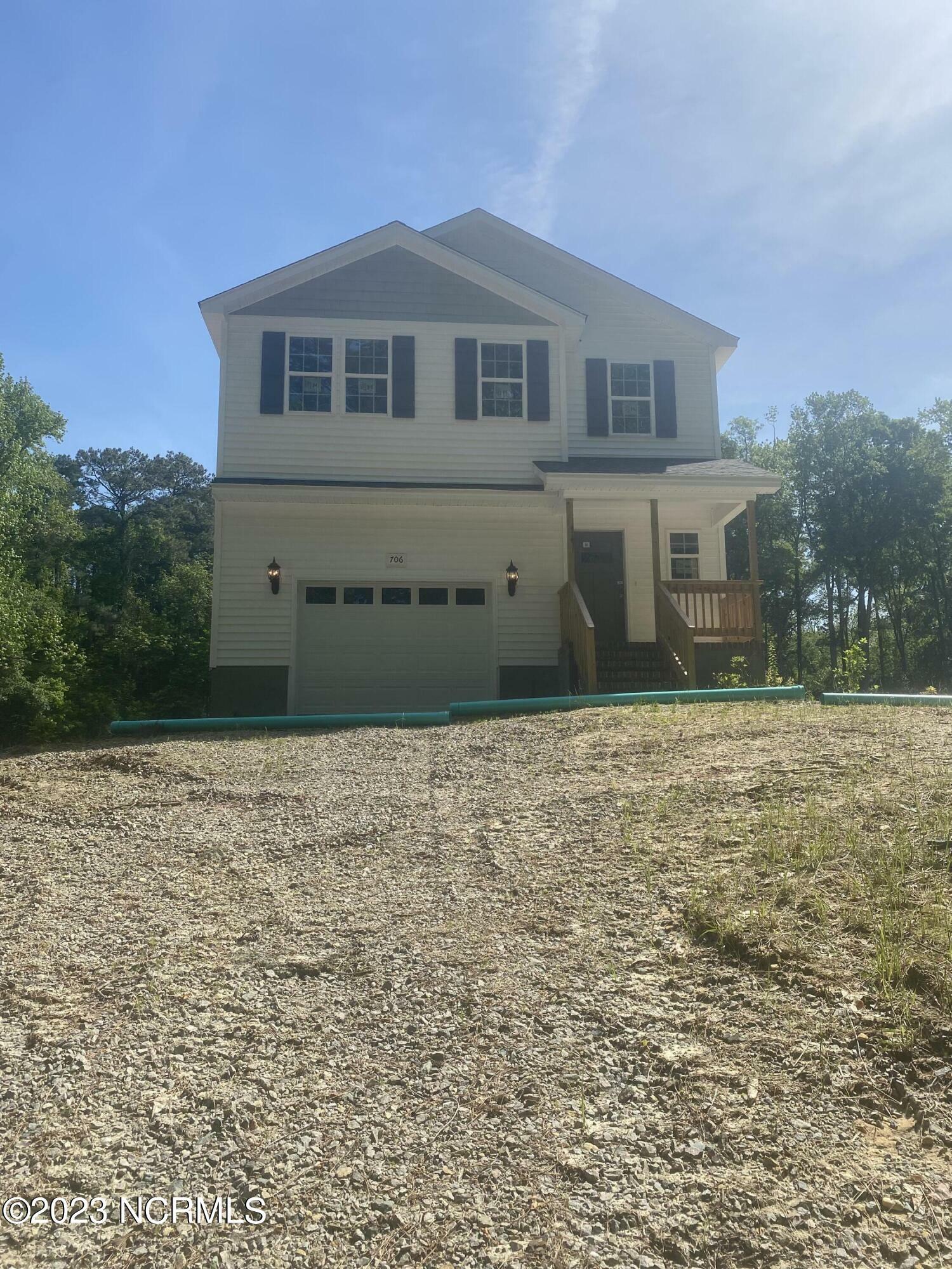 Property Photo: 706 Pinecrest Street NC 28327