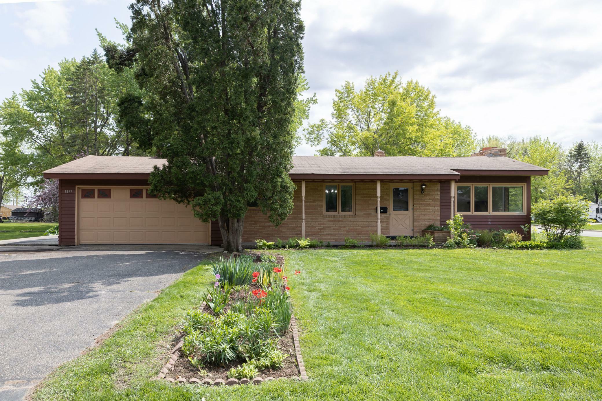Property Photo: 1477 Walnut Street WI 54021