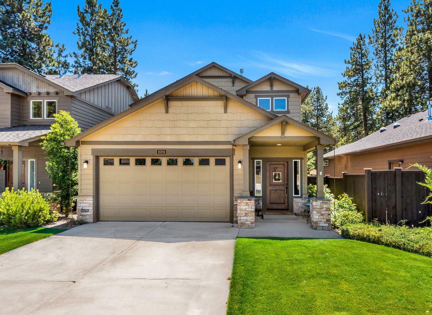 Property Photo: 19701 Aspen Meadows Drive OR 97702