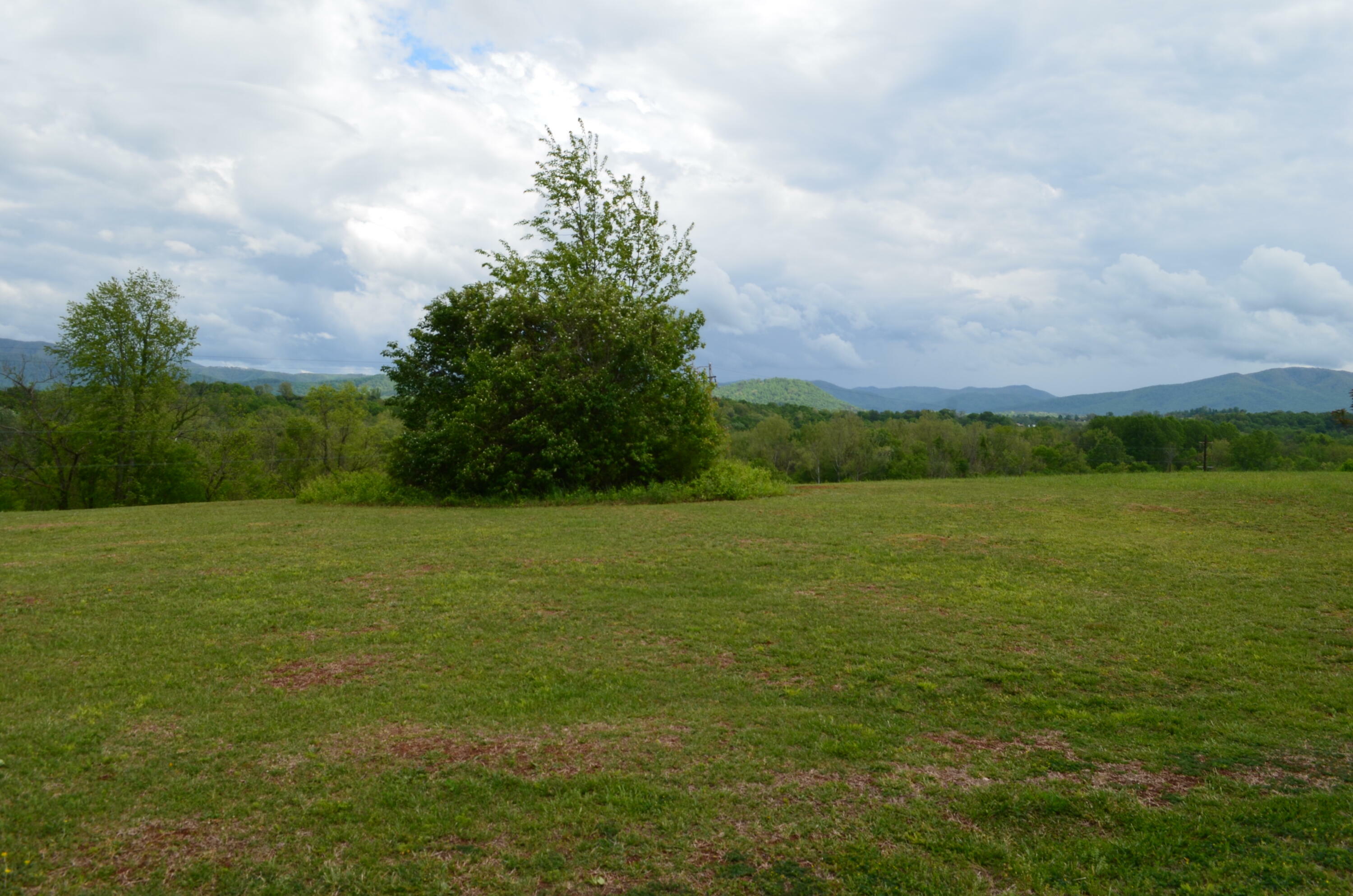 Property Photo:  Lot 21 R Golf Villa Drive  TN 37743 