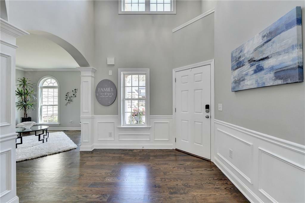 Property Photo: 6575 Canyon Cove GA 30028