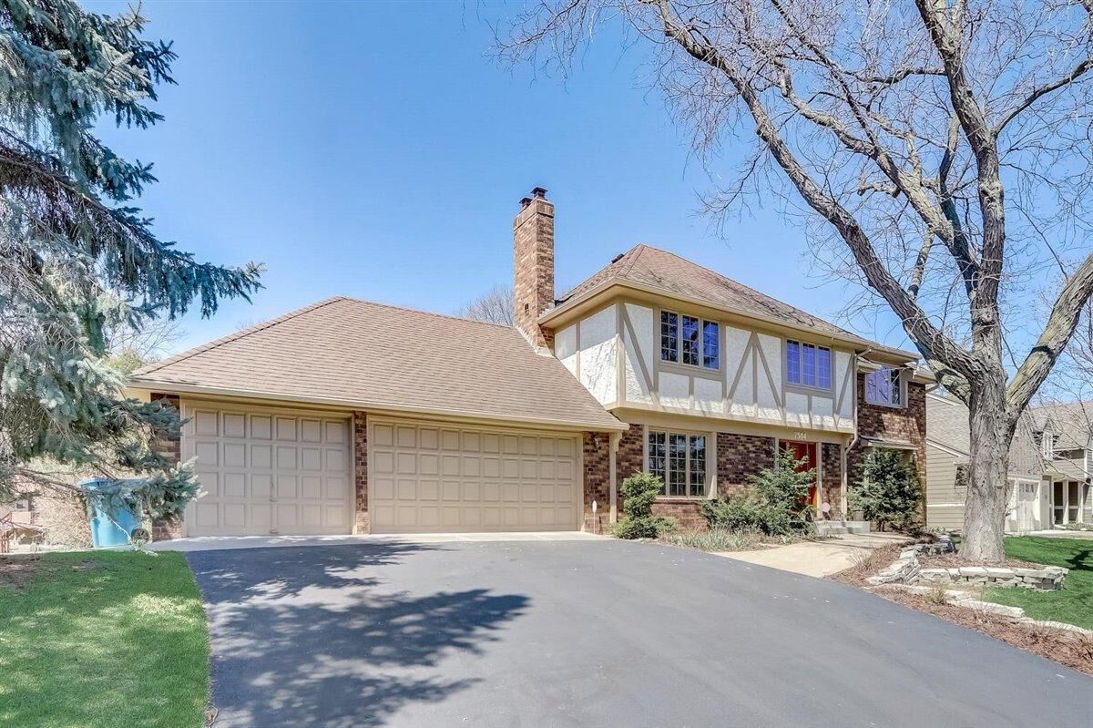 Property Photo:  7504 Hyde Park Drive  MN 55439 