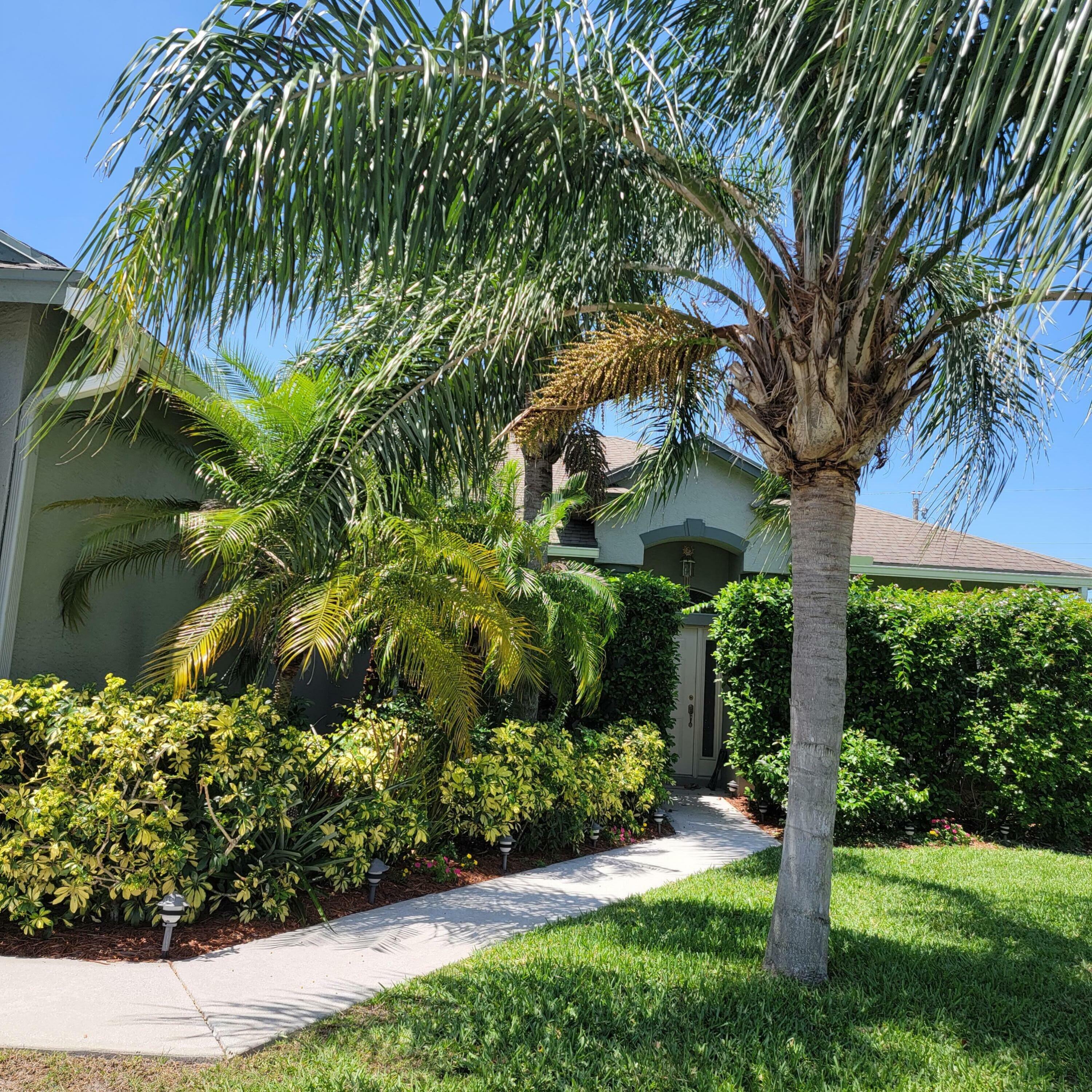 1918 SW Hampshire Lane SW  Port Saint Lucie FL 34953 photo