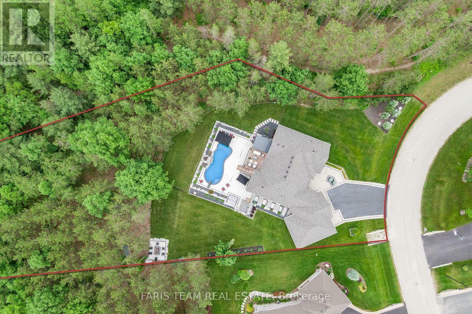 Property Photo:  105 Mennill Drive  ON L0L1Y3 