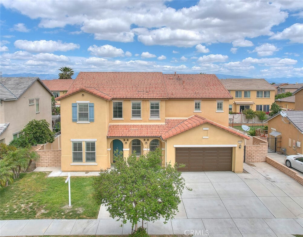 Property Photo: 5774 Meeker Drive CA 92880