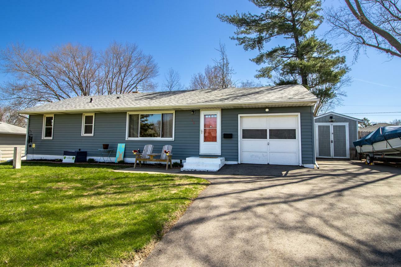 Property Photo: 16 Ferndale Street N MN 55119