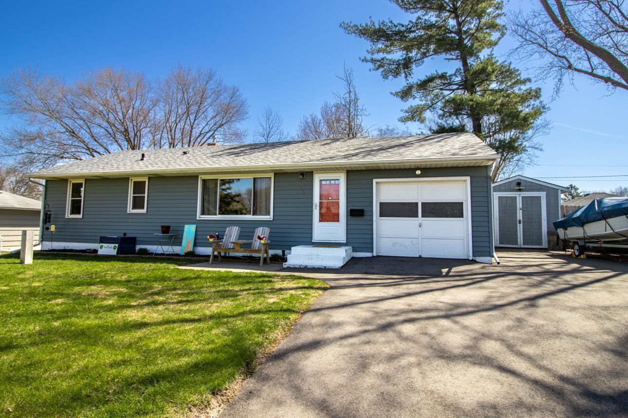 Property Photo: 16 Ferndale Street N MN 55119