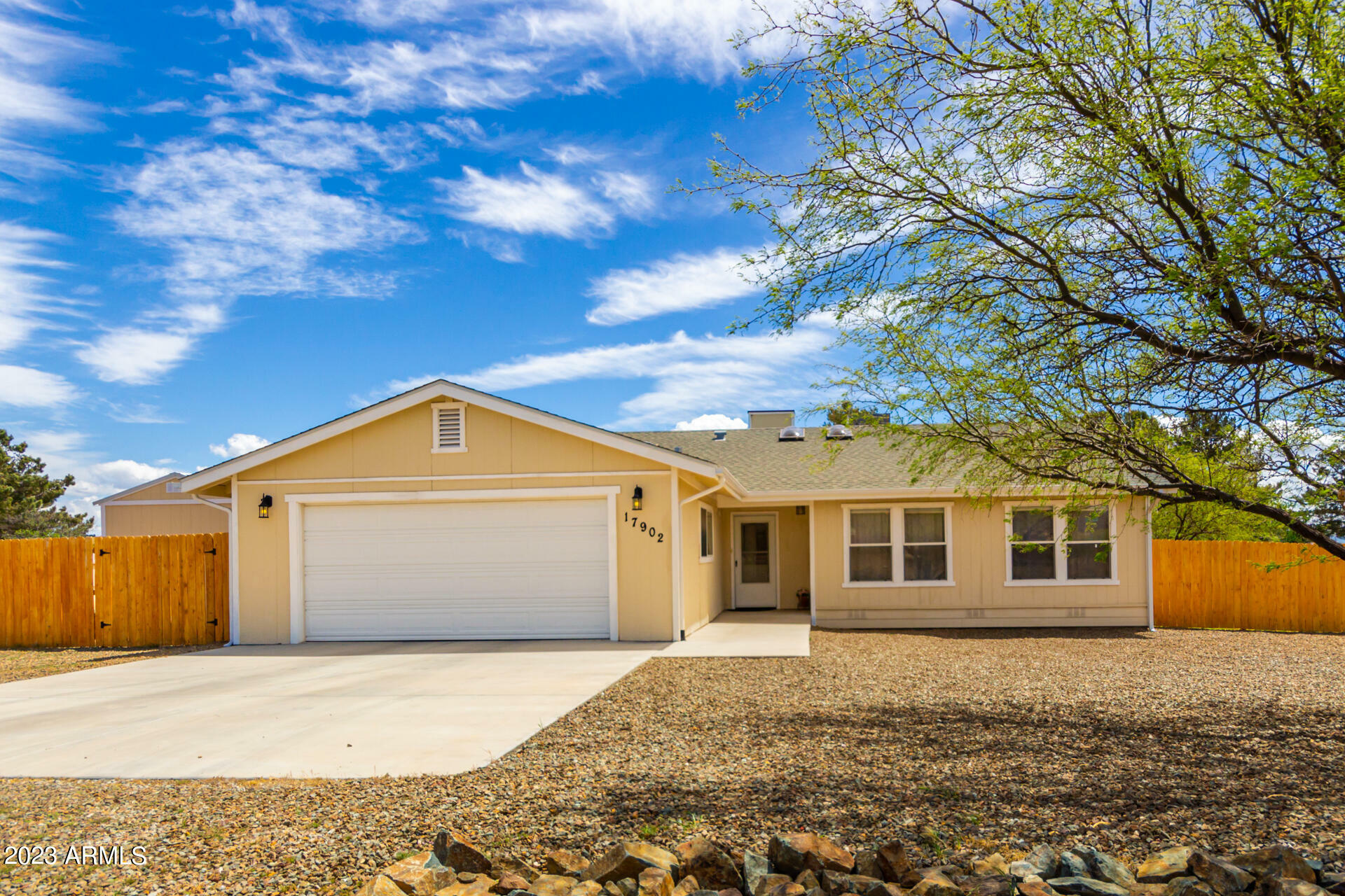 Property Photo: 17902 E Trails End Road AZ 86333
