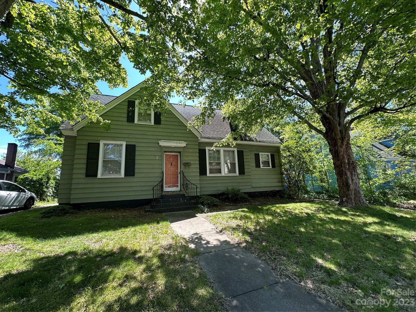 Property Photo:  704 N Washington Street  NC 28150 