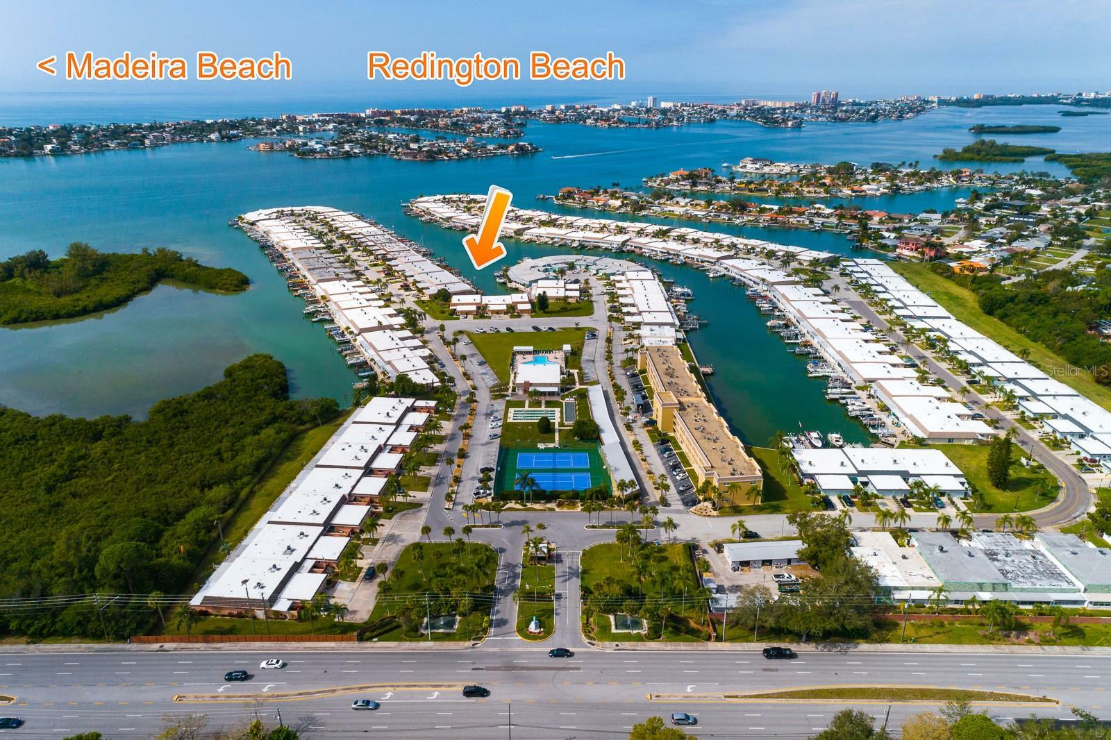 Property Photo:  343 Boca Ciega Point Boulevard S  FL 33708 