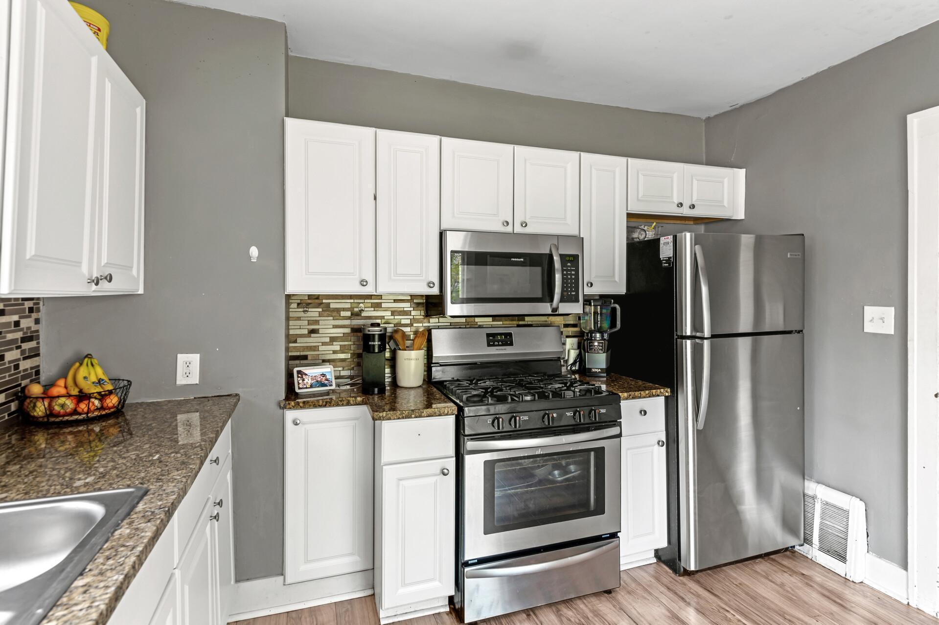 Property Photo:  1747 Fremont Avenue  MN 55106 