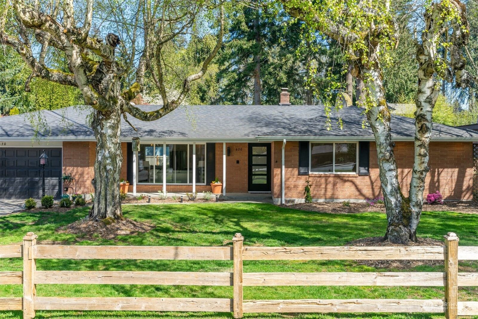 Home for sale in Shoreline 630 NW 195th Street, Shoreline, WA 98177