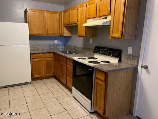 Property Photo: 602 E Townley Avenue 301 AZ 85020