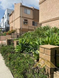 Property Photo: 369 N La Fayette Park Place 1 CA 90026