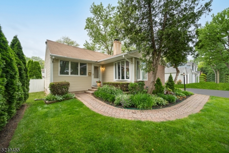 Property Photo: 1108 Rahway Avenue NJ 07090