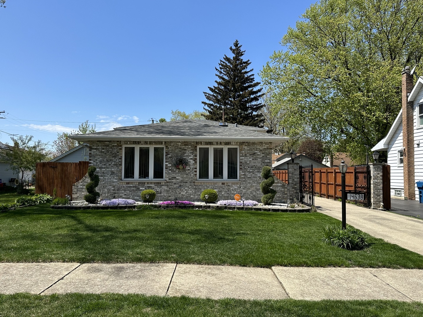 Property Photo:  14638 Central Park Avenue  IL 60445 