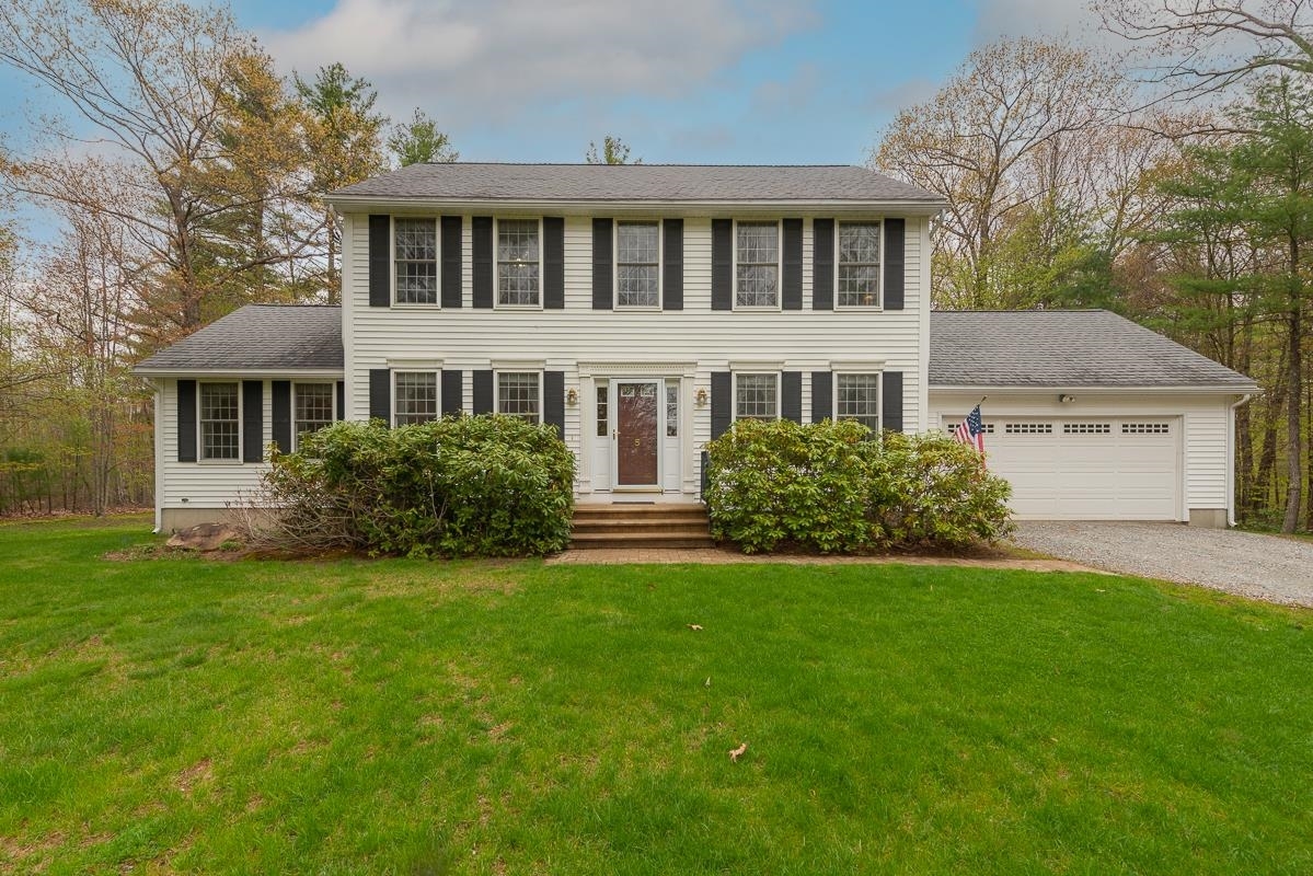 Property Photo:  5 Mountain Meadow Trail  NH 03086 