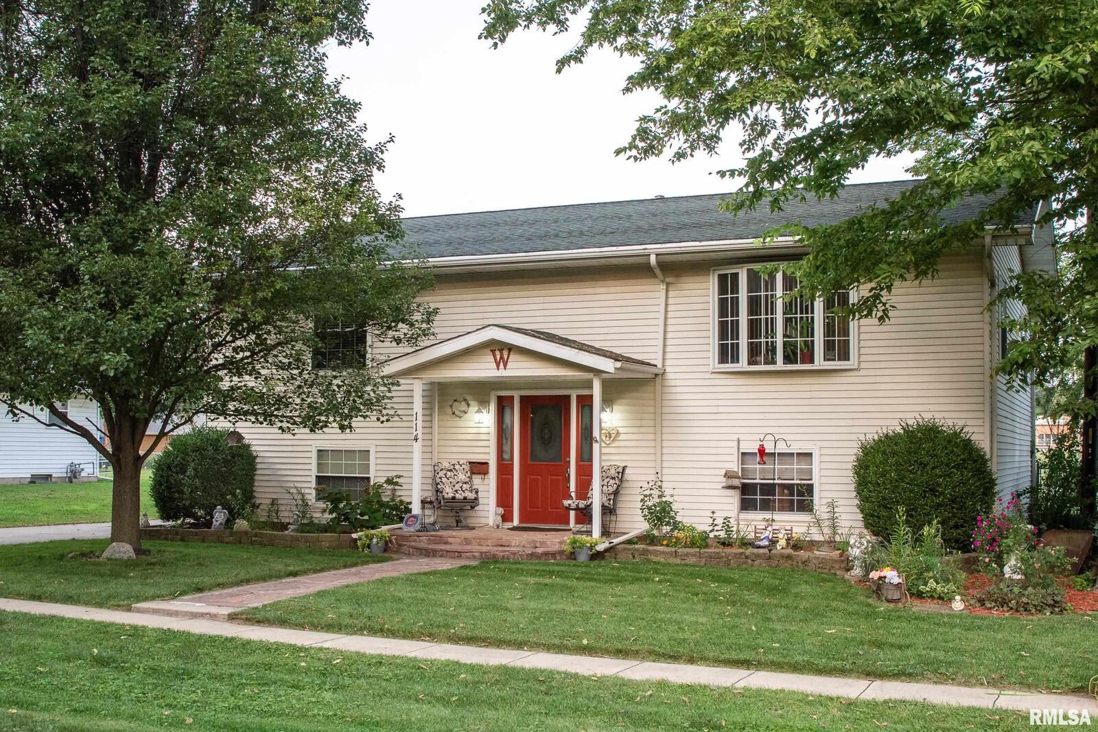 Property Photo: 114 Coriell Street IL 61534